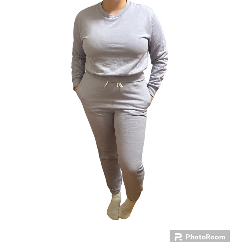 🛍️ Aritzia Perfect loungewear 3 piece outfit size M color Lilac
